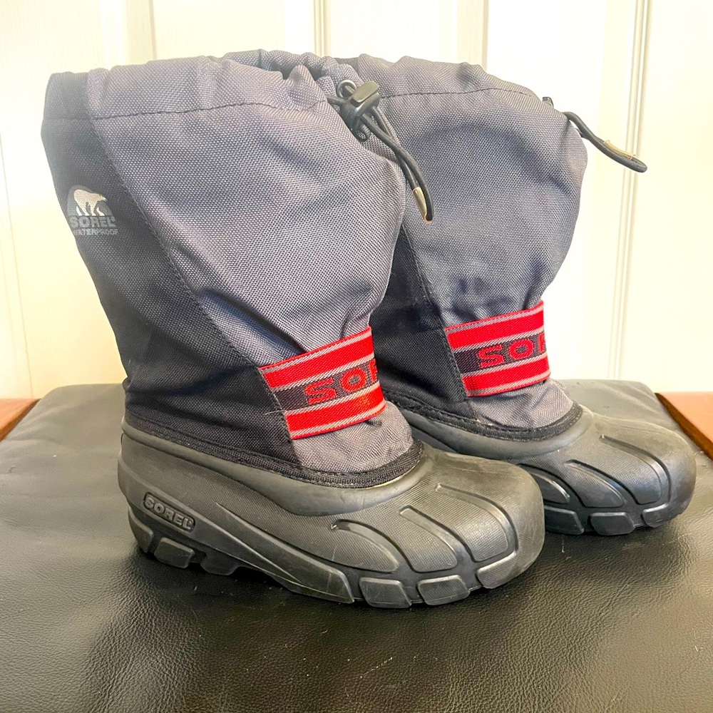 Sorel youth snow boot